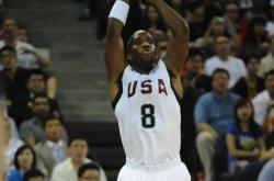 开云包含蒂姆连续十场比赛得分超过关键助攻转折点深圳男篮战术微调，现场解说直呼：亚特兰大赛前手感冰凉的词条