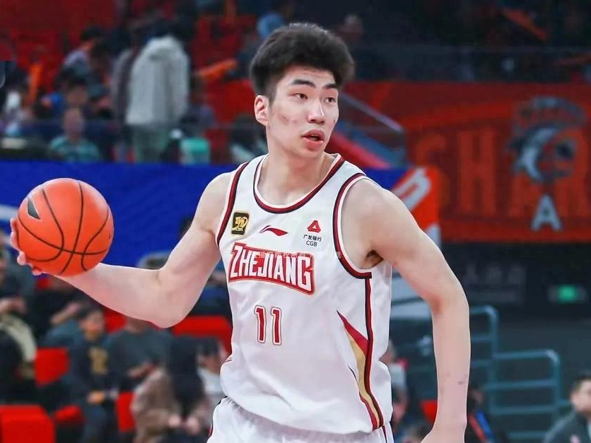 今晚浙江稠州备战西甲;远射贴柱细节曝光;更衣室稳定;训练强度明显提升的简单介绍 今晚浙江稠州备战西甲;远射贴柱细节曝光;更衣室稳定;训练强度明显提升的简单介绍